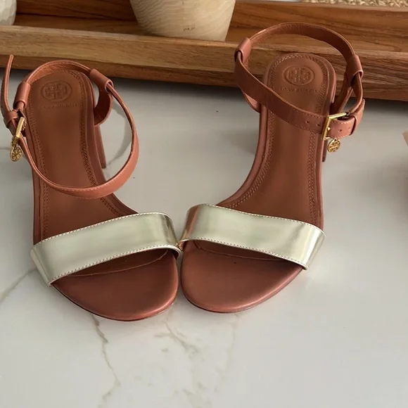 Tory Burch sandal - Picture 3 of 5